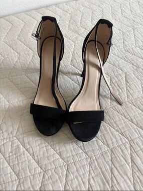 Size 9 Classic Black Ankle-Strap Heels - Women